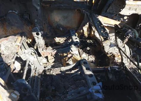 2016 Chrysler Town & Country Touring z USA, uszkodzony, nr VIN 2C4RC1BG7GR215342